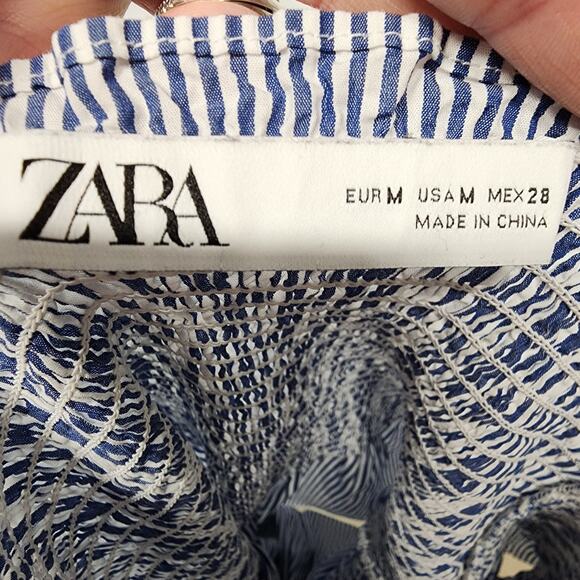 Zara Smocked Top Size M Blue White Square Neck Off Shoulder Bell Sleeve Y2K - Picture 8 of 9